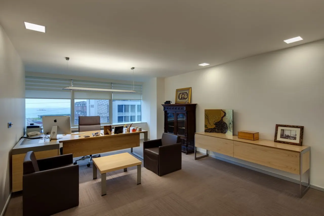Densan Office — 4