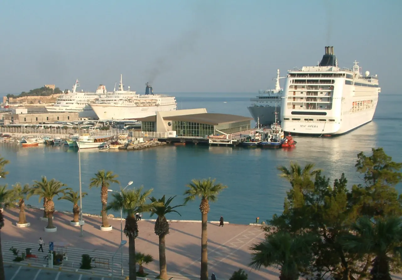 Egeports Cruise Terminal — 4